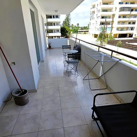 2 Retreat With Pool & Free Wi-fi Appartement Larnaca