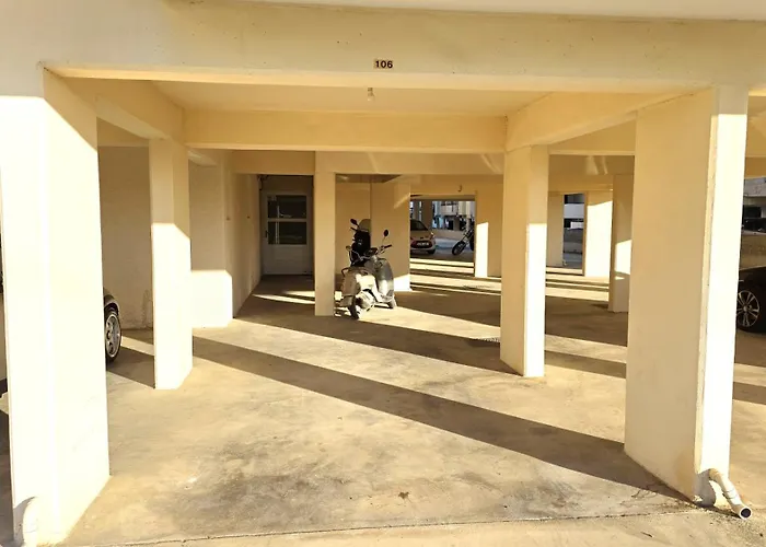 Apartament 2 Retreat With Pool & Free Wi-fi *