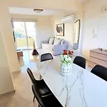 2 Retreat With Pool & Free Wi-fi Daire *