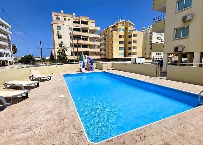 דירה 2 Retreat With Pool & Free Wi-fi *