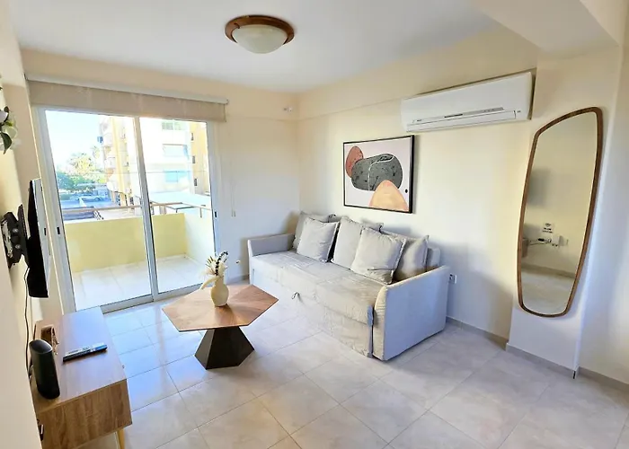 2 Retreat With Pool & Free Wi-fi דירה *