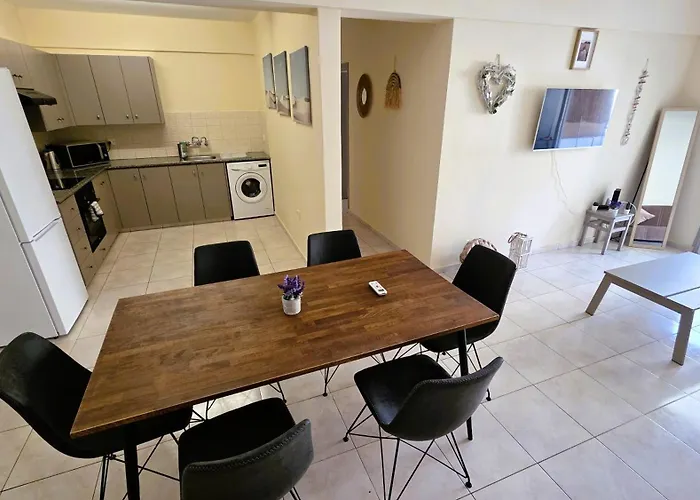 2 Retreat With Pool & Free Wi-fi *