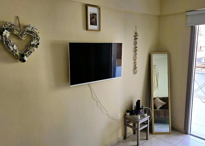 2 Retreat With Pool & Free Wi-fi